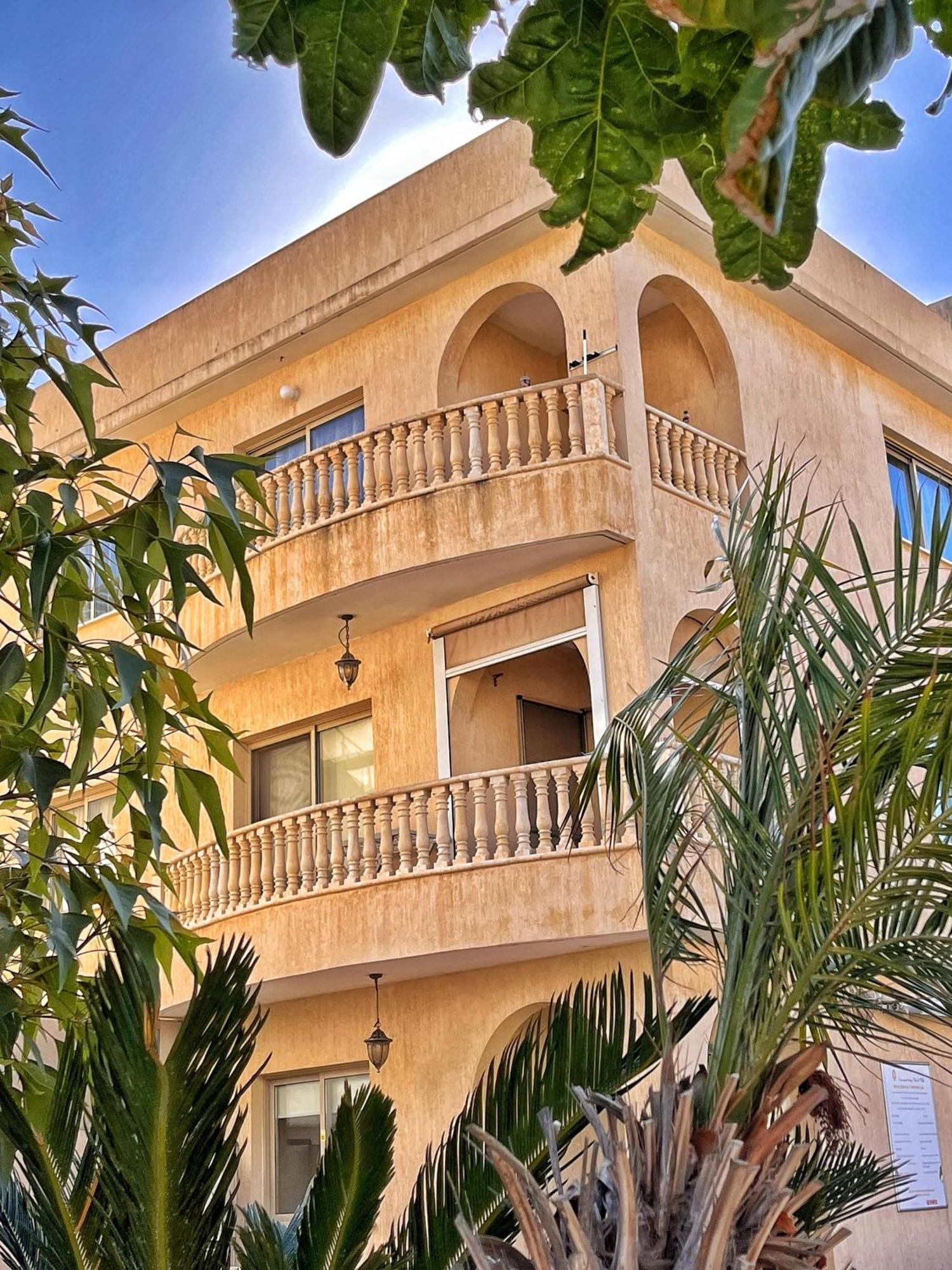 Teo Apartment Paphos Exterior foto